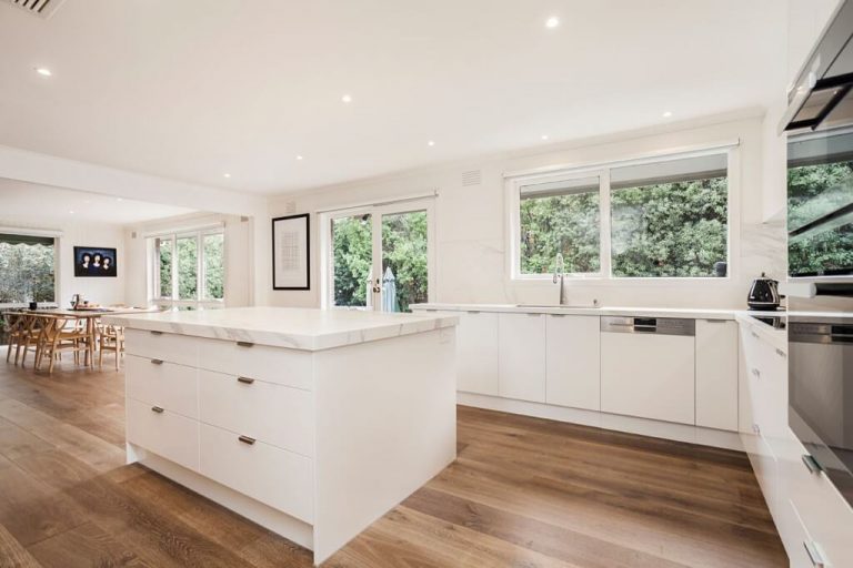 Kitchen Designer: Award Winning Modern Kitchen Designs in Melbourne
