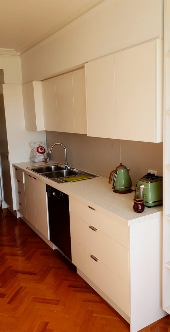 St Kilda Rd, Kitchen Cabinets